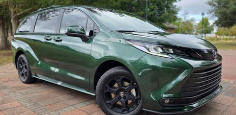Toyota Sienna 2025