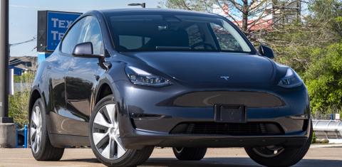 Tesla Model Y 2024