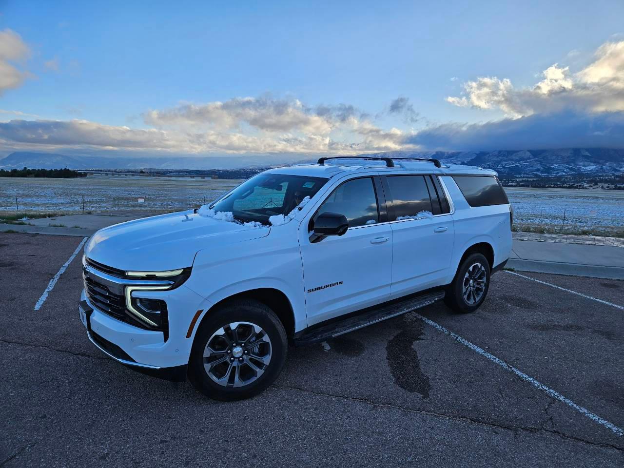 Chevrolet Suburban 2026 in Centennial, CO