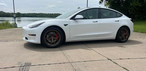 Tesla Model 3 2022