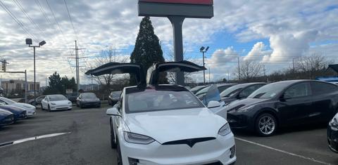 Tesla Model X 2020