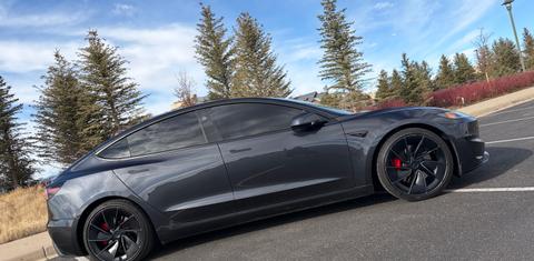 Tesla Model 3 2024
