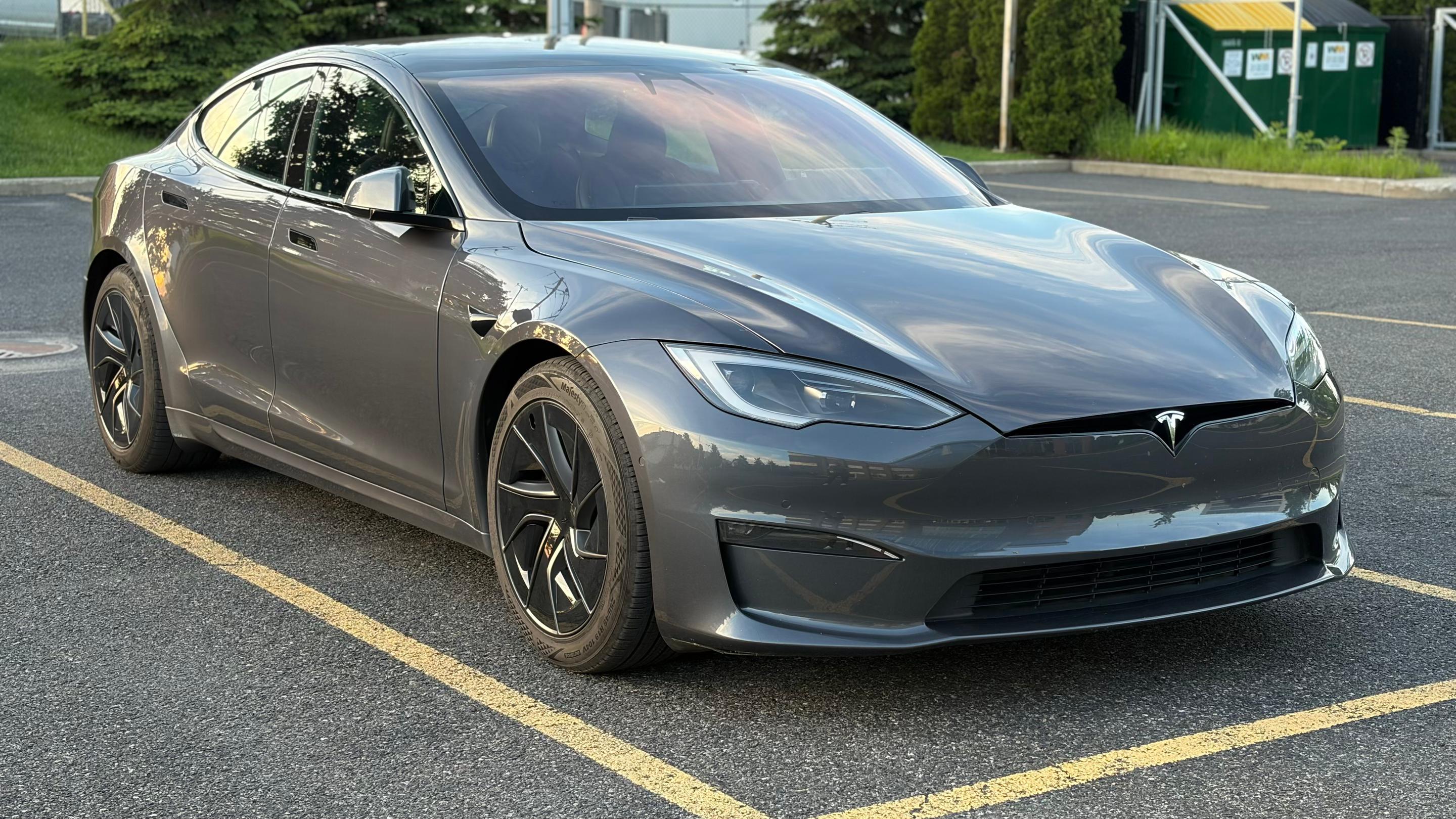 Tesla Model S 2022 in Longueuil, QC