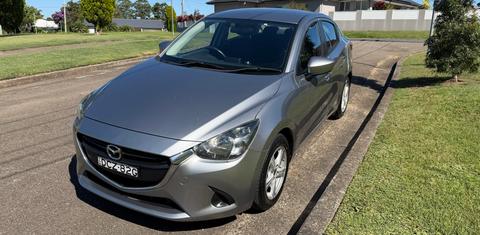 Mazda MAZDA2 2015