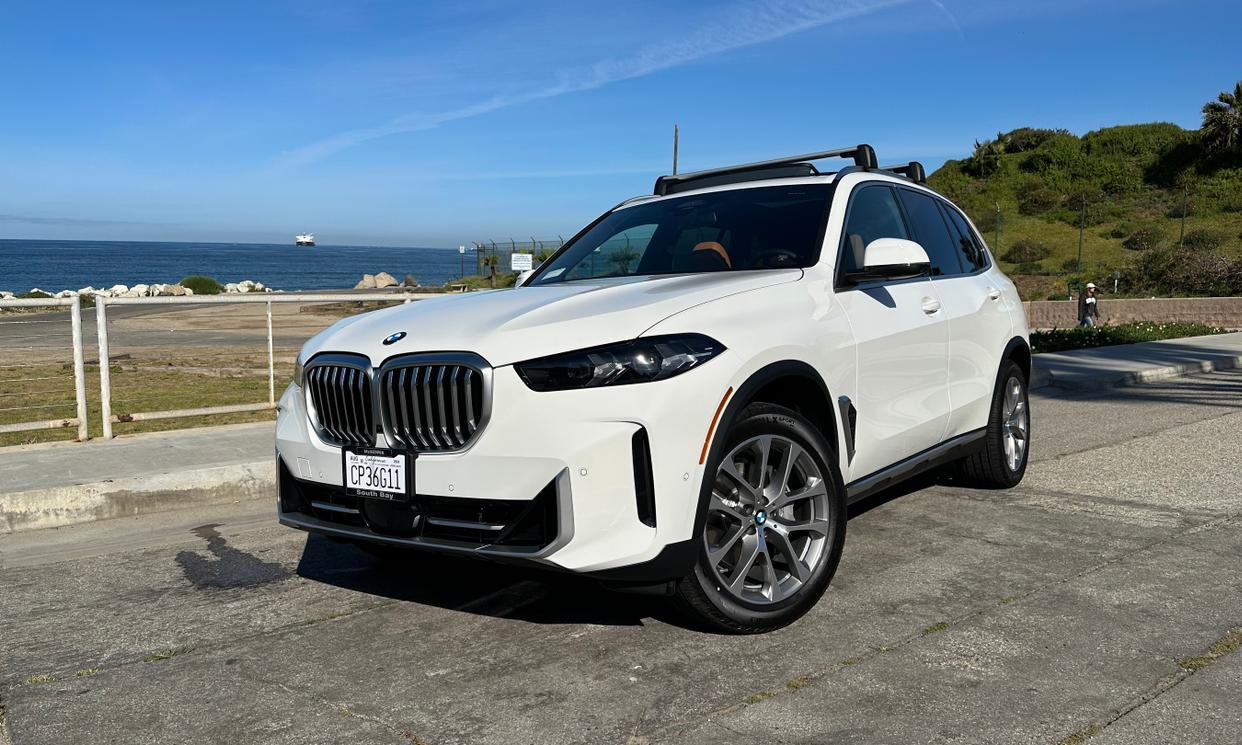 BMW X5 2024 sDrive40i