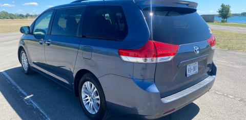 Toyota Sienna 2014