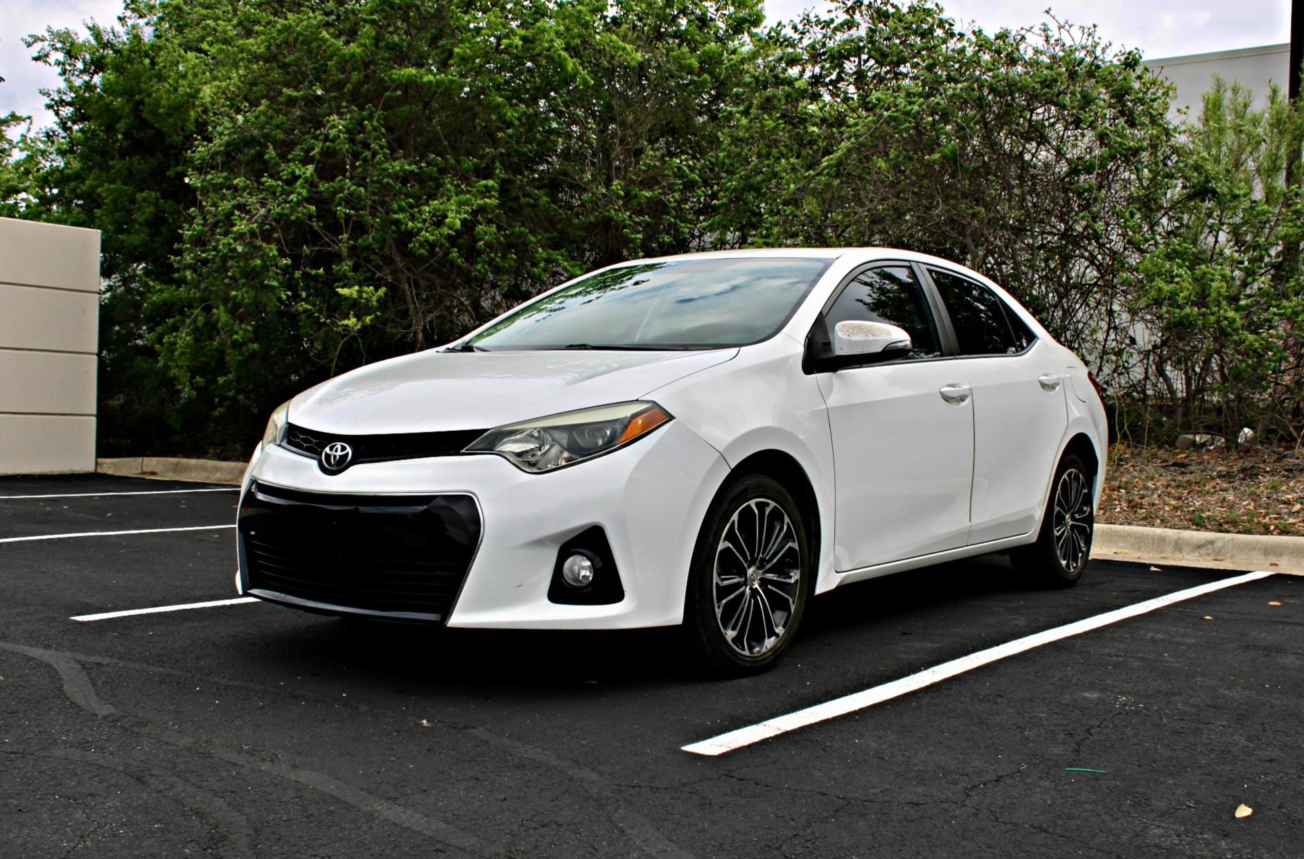 Toyota Corolla 2015 in Kyle, TX