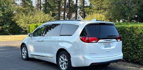Chrysler Pacifica 2017