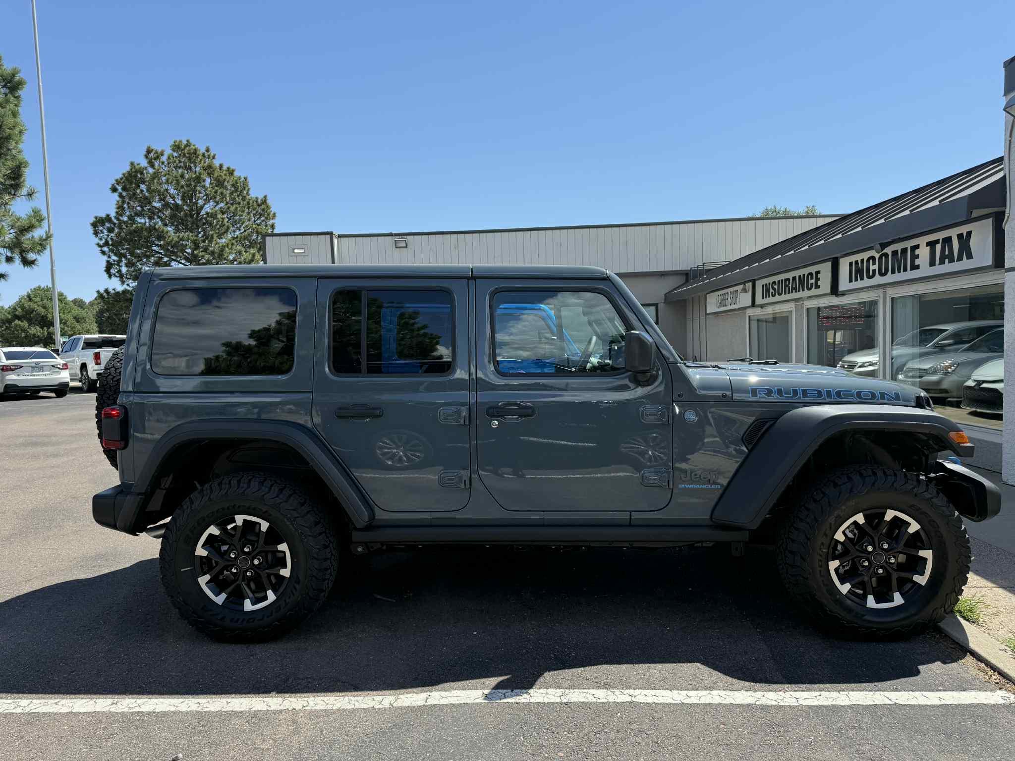 Jeep Wrangler 4xe 2025 in 