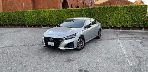 Nissan Altima 2024