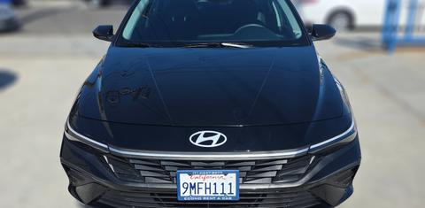 Hyundai Elantra 2024