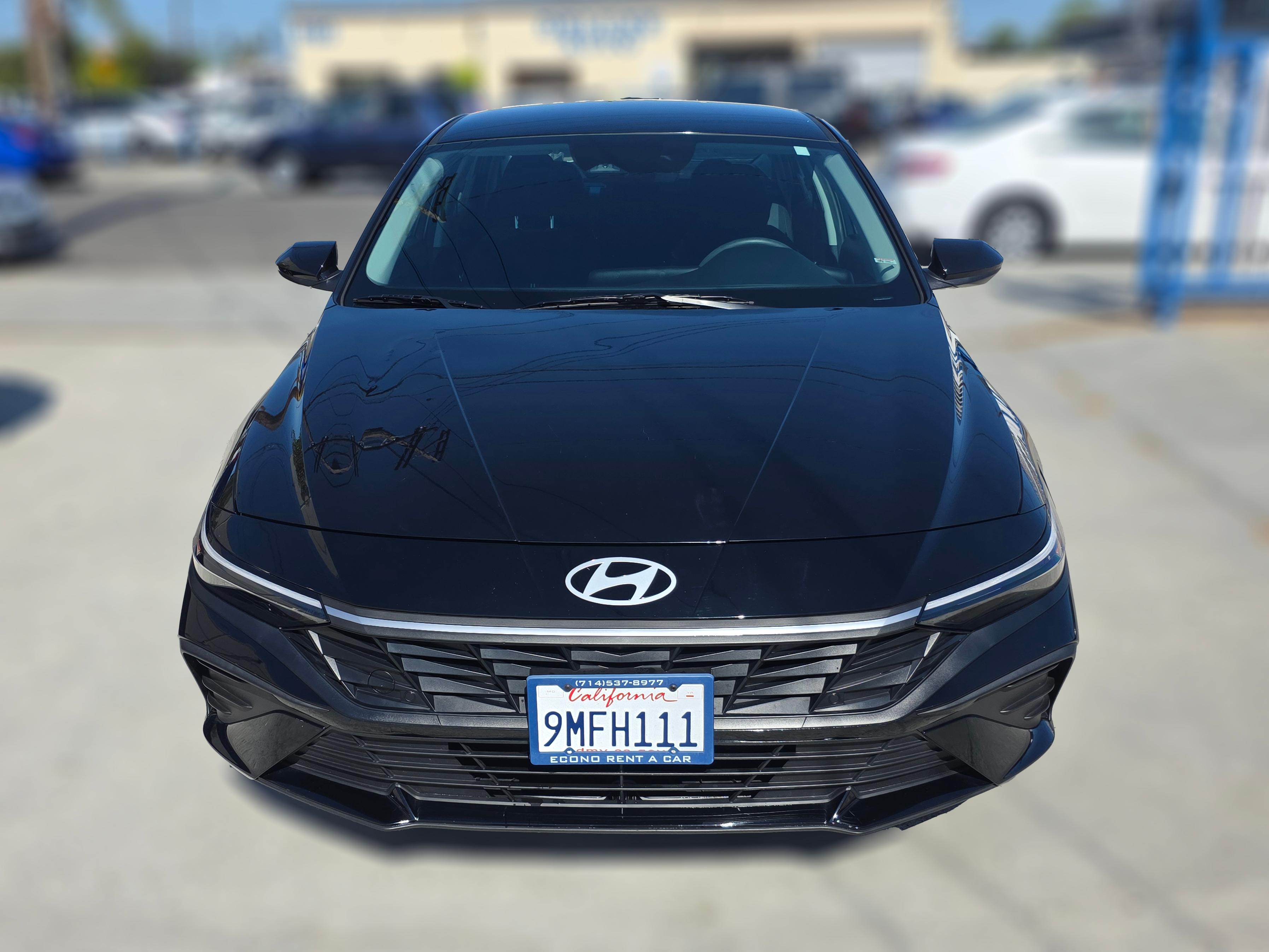 Hyundai Elantra 2024 in Midway City, CA