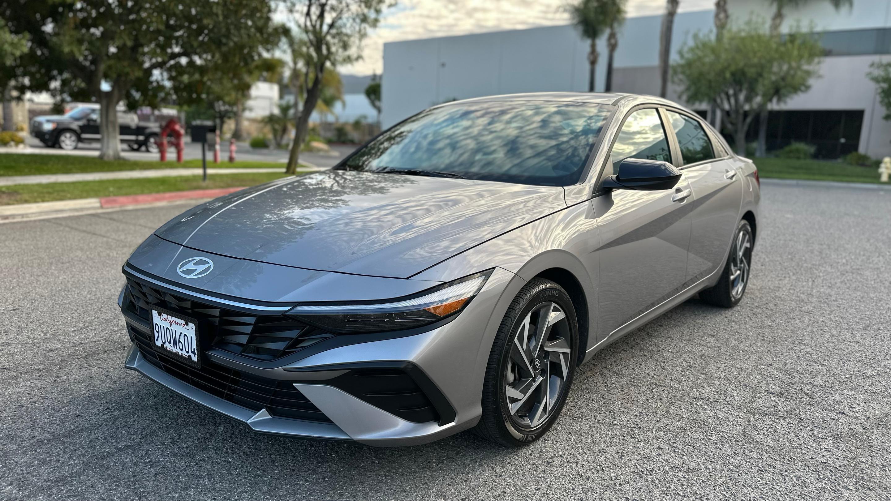 Hyundai Elantra 2025 in 