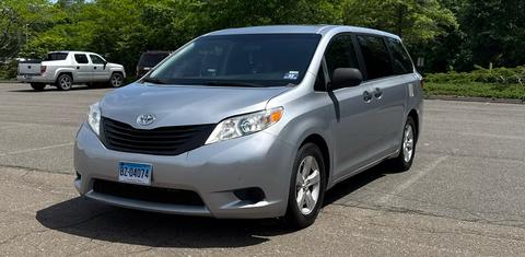 Toyota Sienna 2015