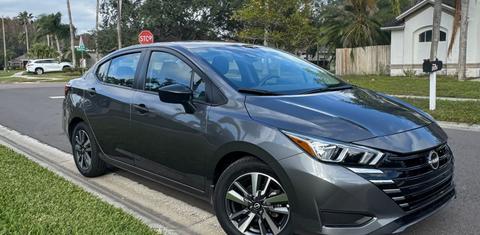 Nissan Versa 2024