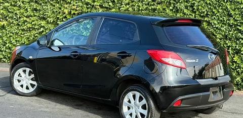 Mazda Mazda2 2014