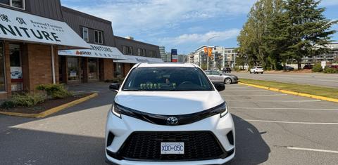 Toyota Sienna 2025