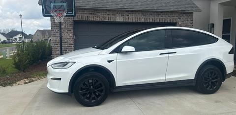 Tesla Model X 2022
