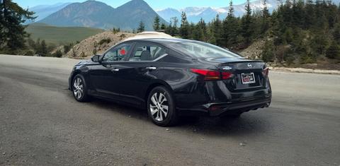 Nissan Altima 2022