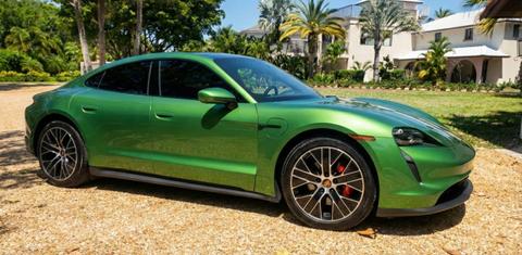 Porsche Taycan 2022