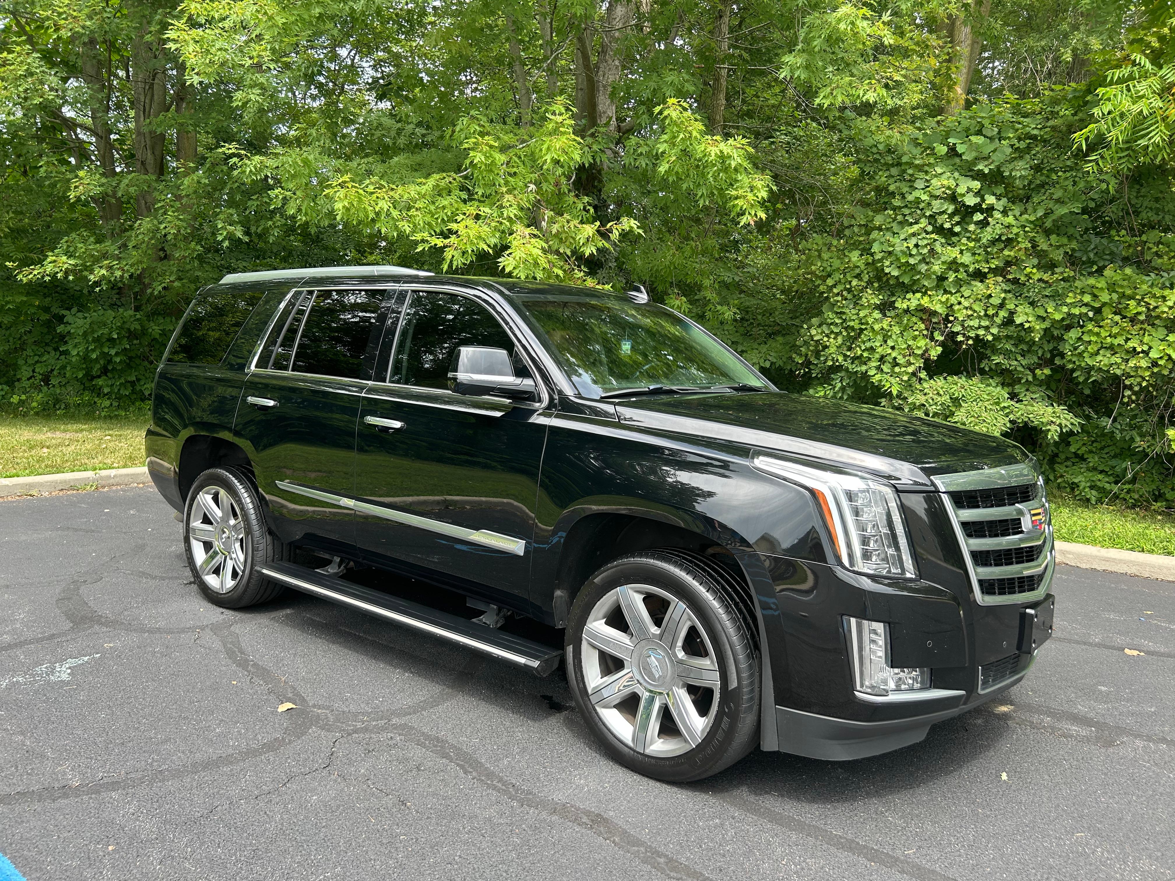 Cadillac Escalade 2016 in 