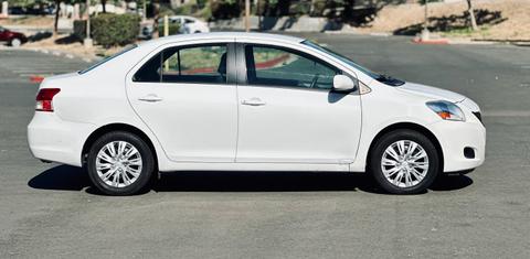 Toyota Yaris 2012
