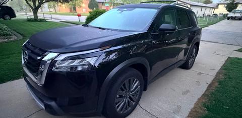 Nissan Pathfinder 2025