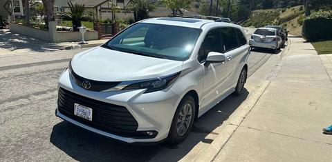 Toyota Sienna 2026