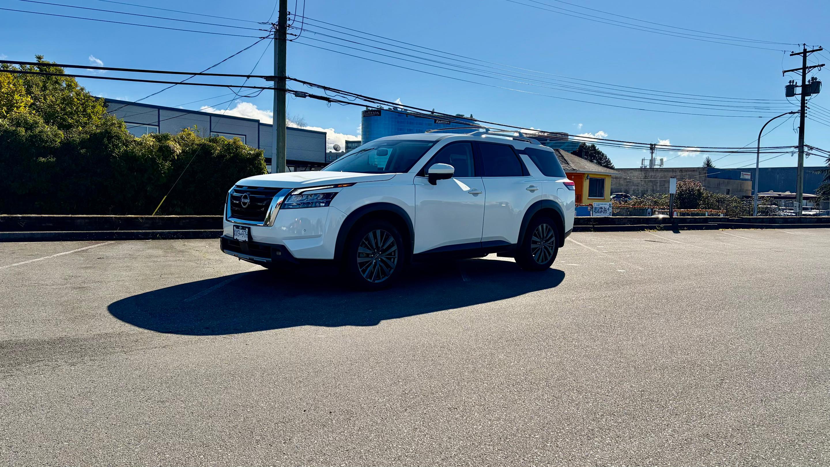 Nissan Pathfinder 2022 in Richmond, BC