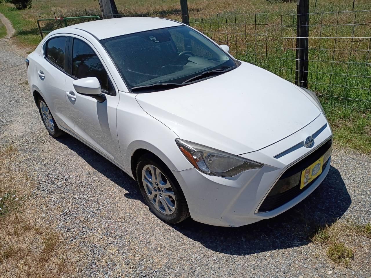Scion iA 2016 in Redding, CA