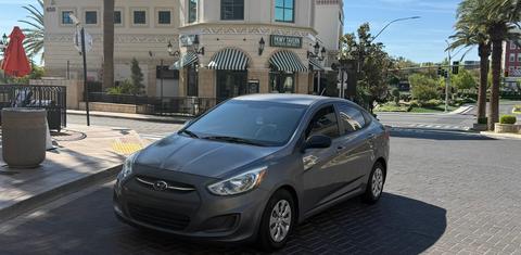 Hyundai Accent 2015