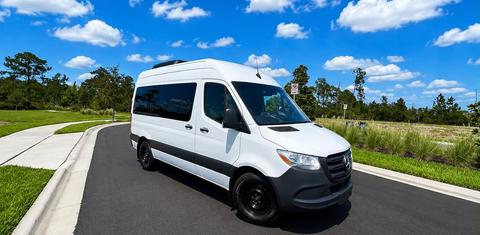 Mercedes-Benz Sprinter 2024