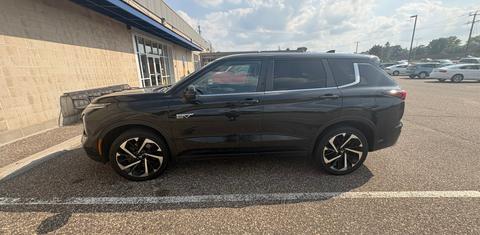 Mitsubishi Outlander PHEV 2023