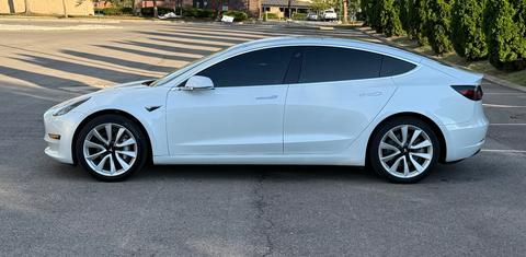 Tesla Model 3 2020