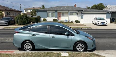 Toyota Prius 2016