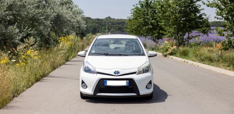 Toyota YARIS 2013