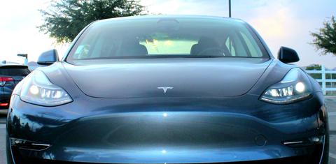 Tesla Model 3 2022