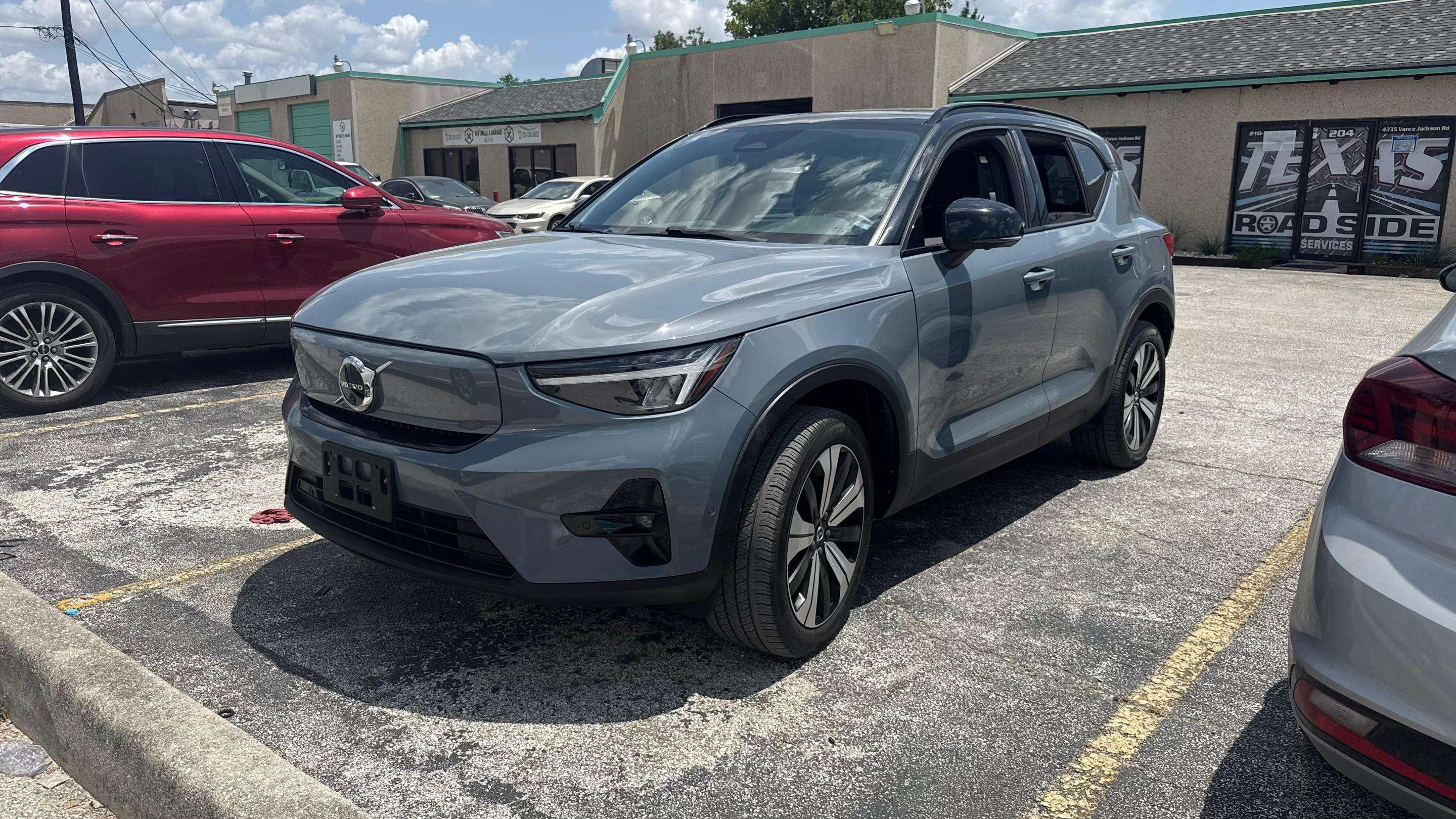Volvo XC40 Recharge Pure Electric 2023 in San Antonio, TX