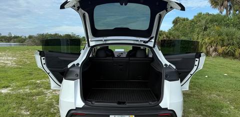 Tesla Model Y 2026