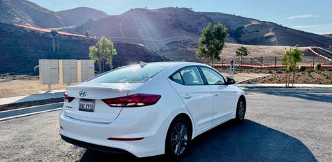 Hyundai Elantra 2018