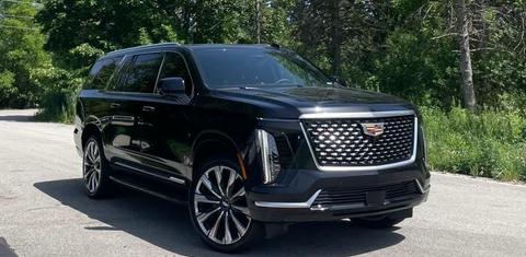 Cadillac Escalade ESV 2025