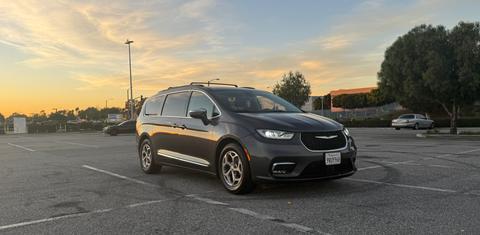 Chrysler Pacifica 2022