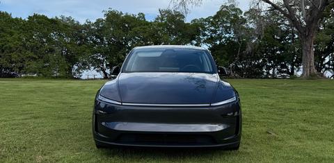 Tesla Model Y 2026