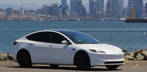 Tesla Model 3 2025