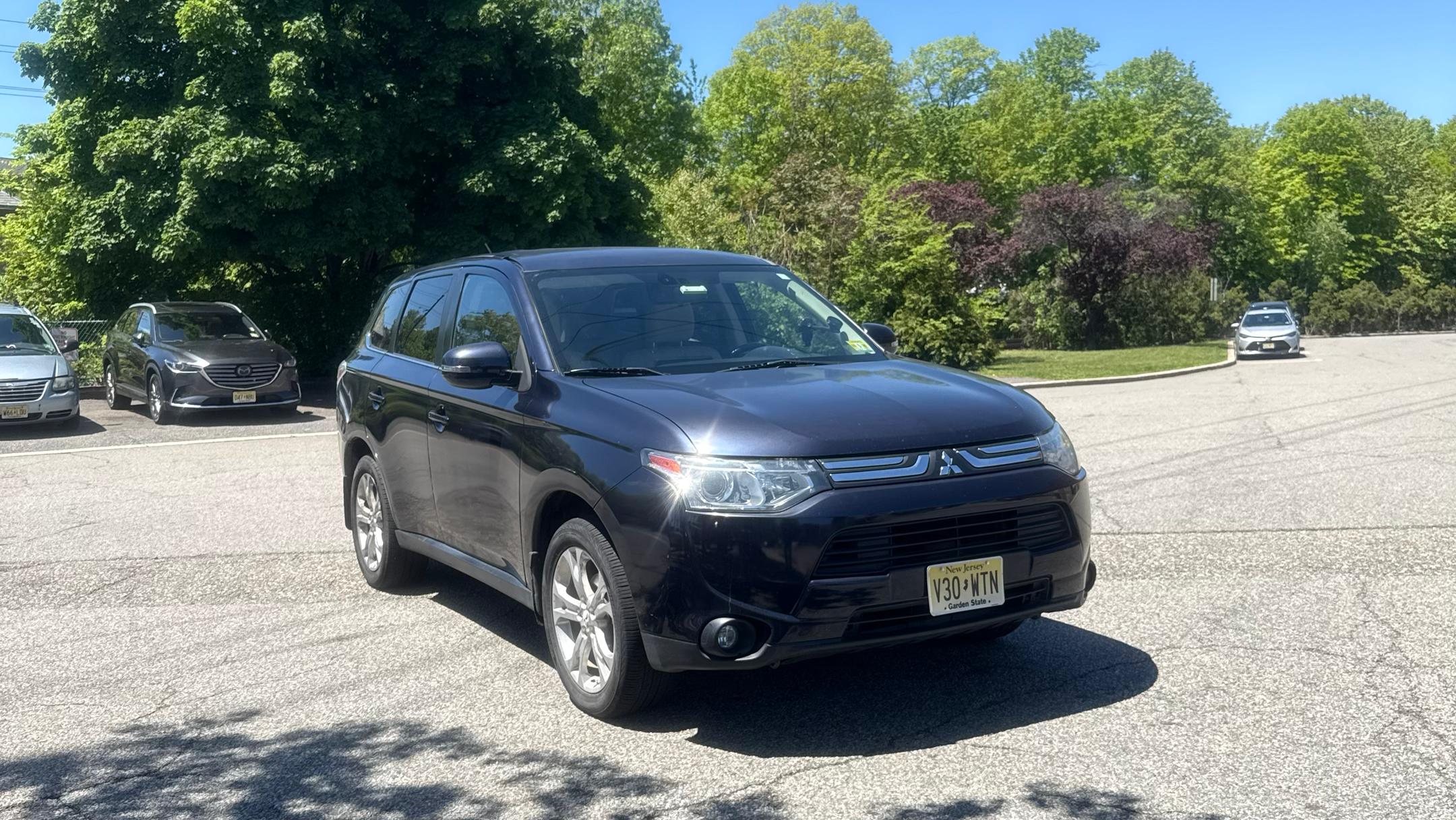Mitsubishi Outlander 2014 in East Rutherford, NJ