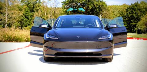 Tesla Model 3 2025