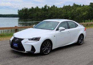 Lexus IS car