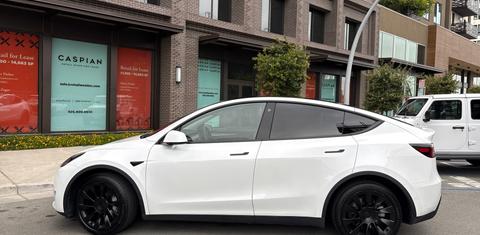 Tesla Model Y 2023