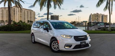 Chrysler Pacifica 2024