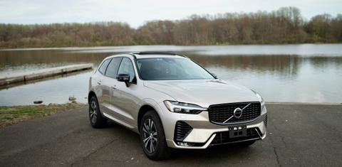 Volvo XC60 2025